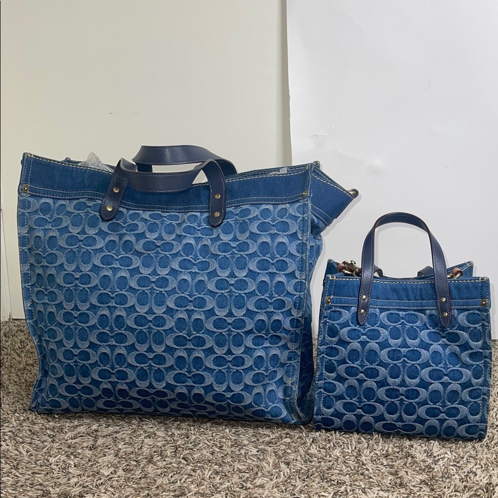 Coach Field Tote 22 and 40